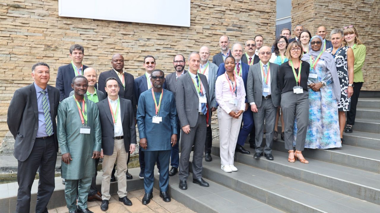 Photo-du-Groupe-1280x720.jpg